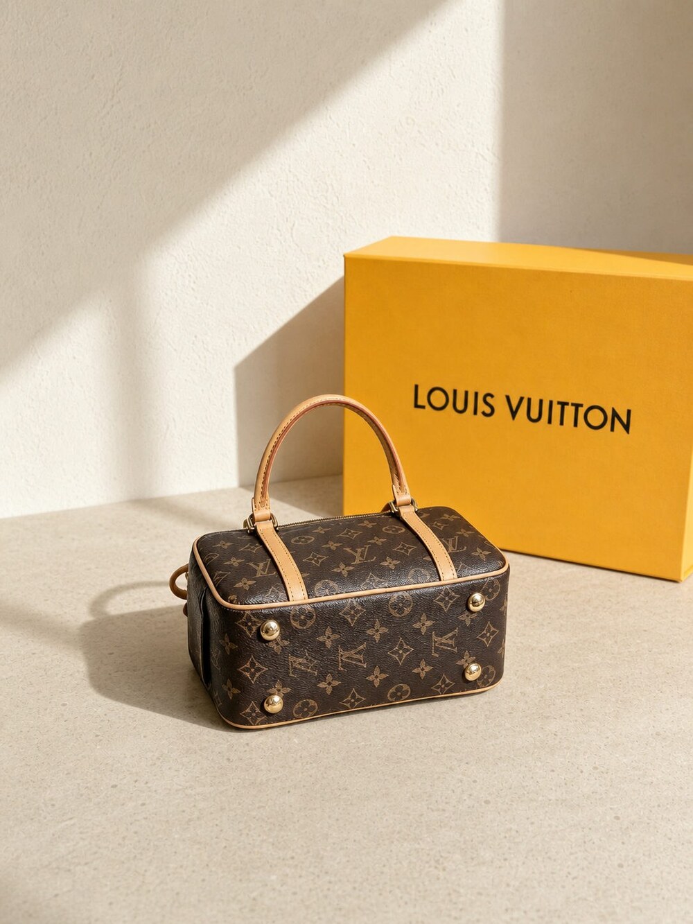 Louis Vuitton Cite Monogram Canvas Top Handle Bag - Picture 4 of 6